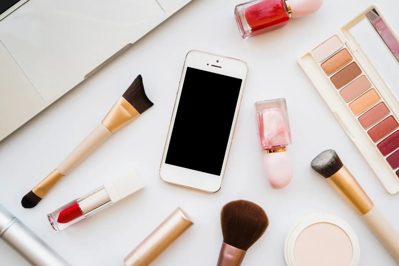 Please provide the original description you want me to rephrase in English.